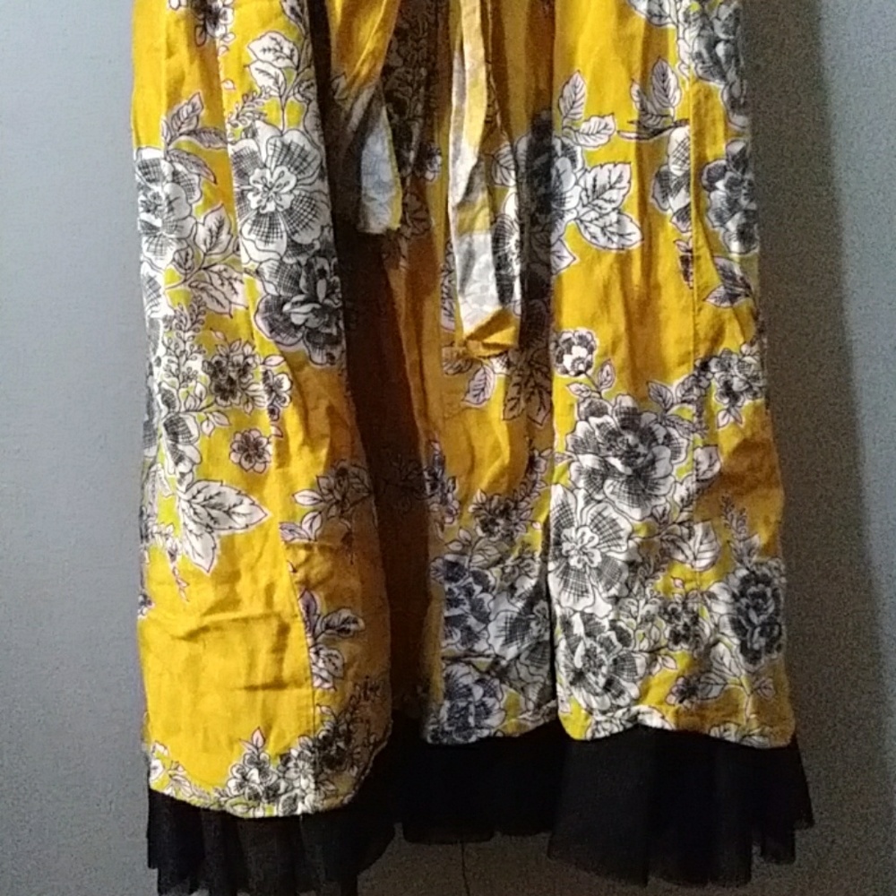 Dress - Picture 4 of 4